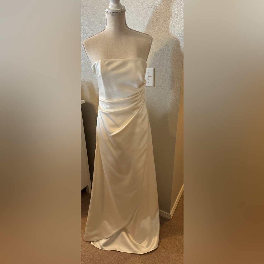Jessica McClintock Wedding dress size 6